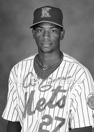 135 Willy Taveras RHP-3